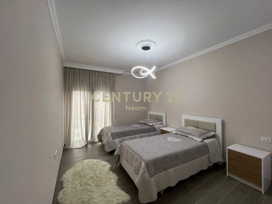 Tirane, shitet apartament 2+1+Aneks+Ballkon Kati 7, 110 m² (Neom129325)