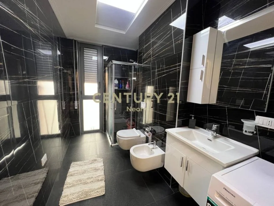 Tirane, shitet apartament 2+1+Aneks+Ballkon Kati 7, 110 m² (Neom129325)