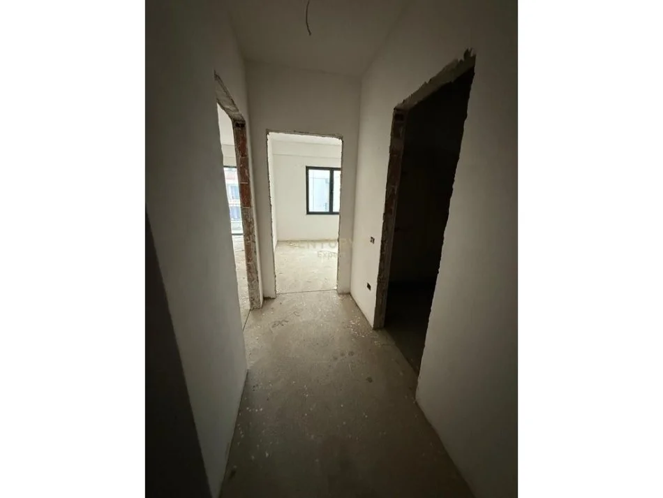 Tirane, shitet apartament 1+1 Kati 10, 64 m² 85.000 € 