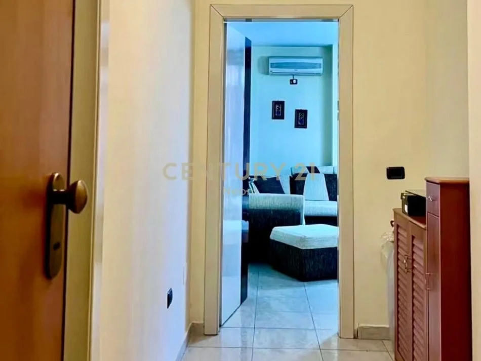 Tirane, shitet apartament 2+1+Aneks+Ballkon Kati 5, 113 m² 380.000 € (Neom129476)