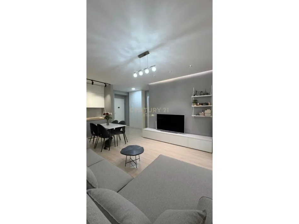 Tirane, shitet 1+1 Kati 3, 65 m² 170.000 € 