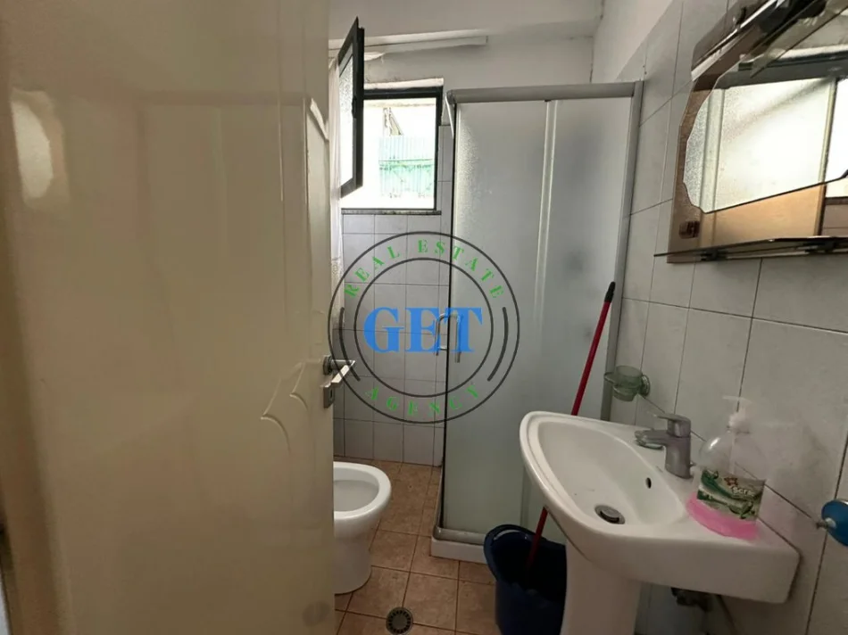 Durres, shitet apartament 3+1 Kati 6, 120 m² 140.000 € (Ish Rajoni I Policise)