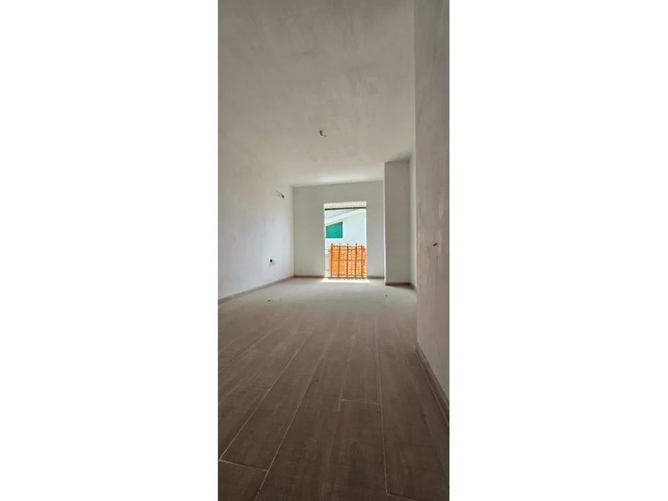 Tirane, shes apartament 1+1 Kati 2, 73 m² 139.000 € (Bulevardi i ri)