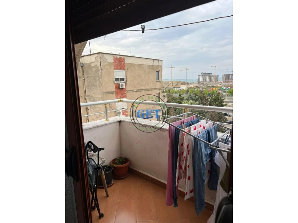 Durres, shitet apartament 1+1 Kati 6, 72 m² 90.000 € (Hyrja e Durrësit)