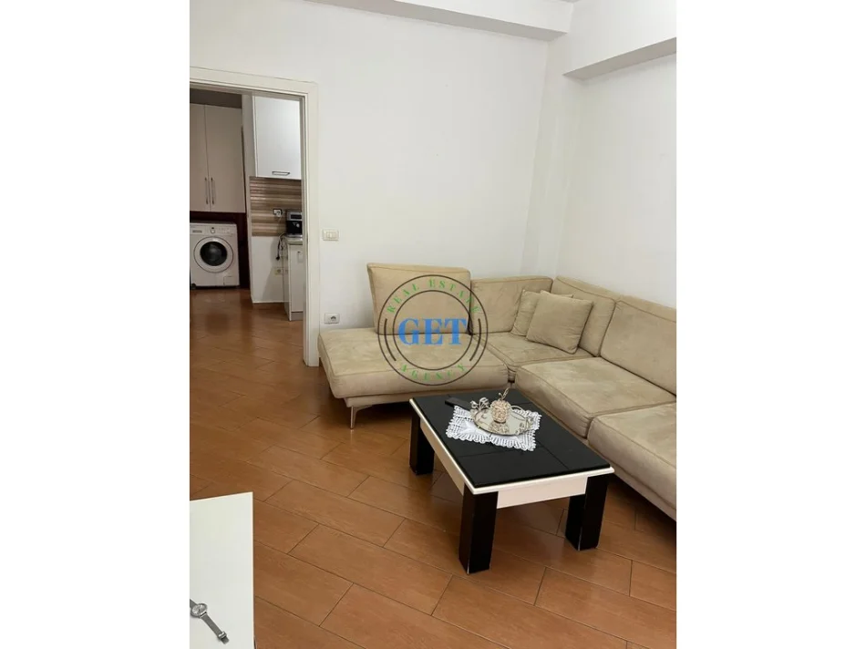 Durres, shitet apartament 1+1 Kati 6, 72 m² 90.000 € (Hyrja e Durrësit)