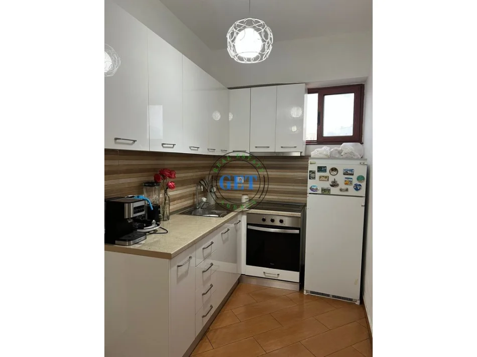 Durres, shitet apartament 1+1 Kati 6, 72 m² 90.000 € (Hyrja e Durrësit)