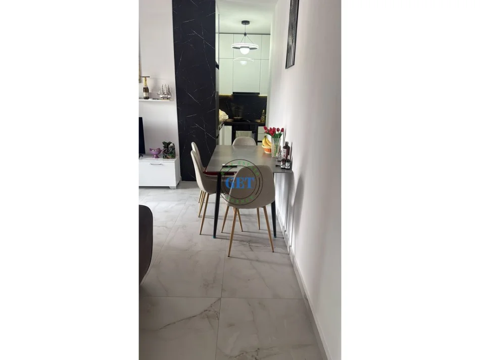 Shqiperi, shitet apartament 1+1 Kati 5, 62 m² 95.000 € (Golem)