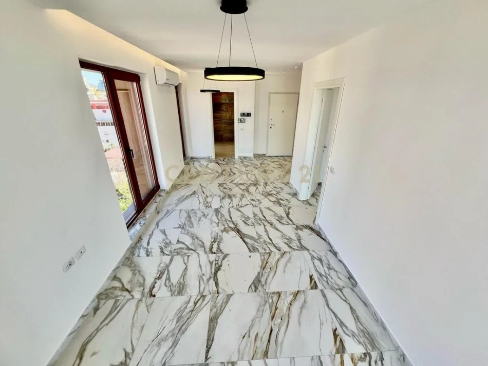 Tirane, shitet apartament 1+1 Kati 7, 68 m² 249.000 € (Neom130061)