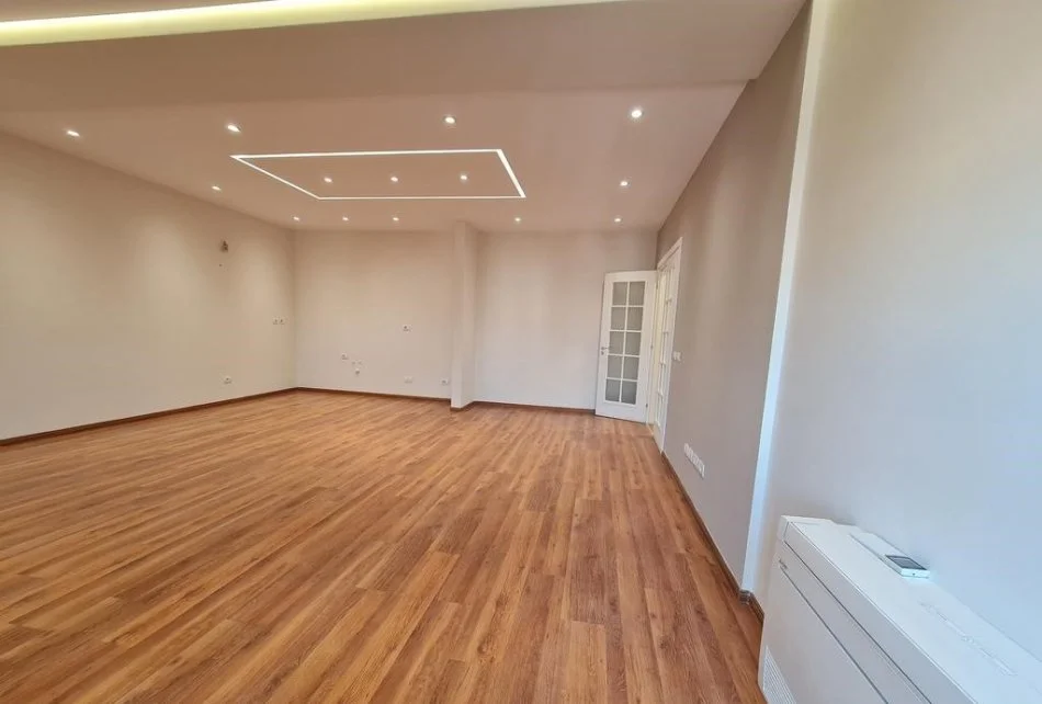 Tirane, shitet apartament 3+1+Aneks+Ballkon Kati 7, 146 m² 398.000 € 