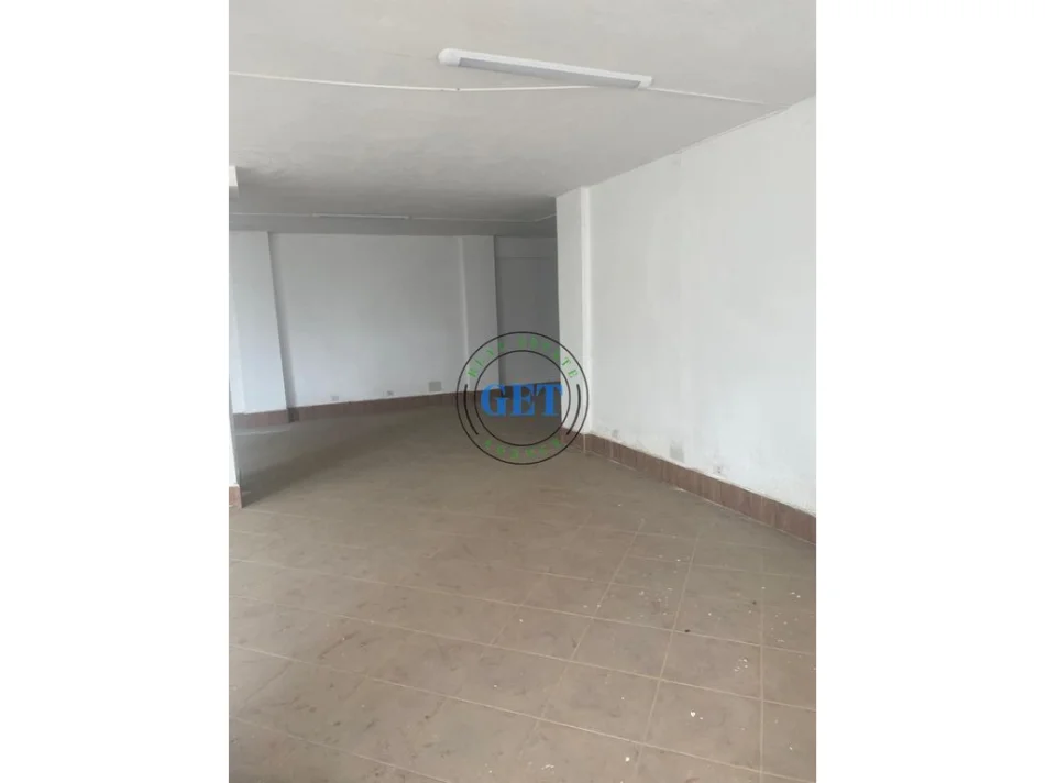 Durres, shitet ambjent biznesi Kati 1, 124 m² (Plazh, Iliria)