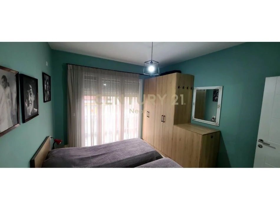 Tirane, jepet me qera apartament 2+1 Kati 4, 84 m² 750 € (rruga e durresit)