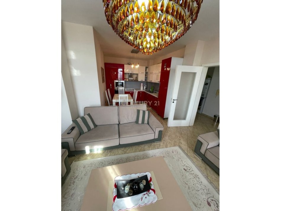 Tirane, jepet me qera apartament 1+1 Kati 3, 80 m² 550 € (Ish Tregu Elektrik)