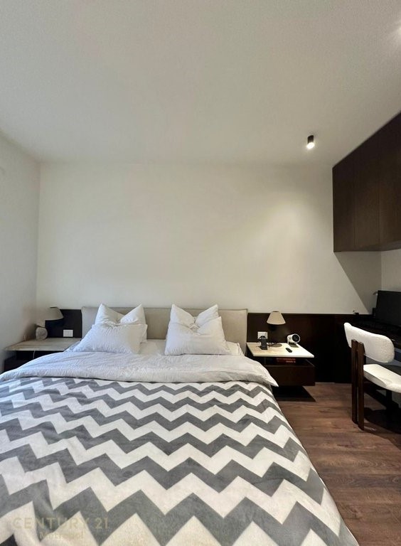 Tirane, shitet apartament 1+1+Aneks+Ballkon Kati 7, 67 m² 165.000 € 