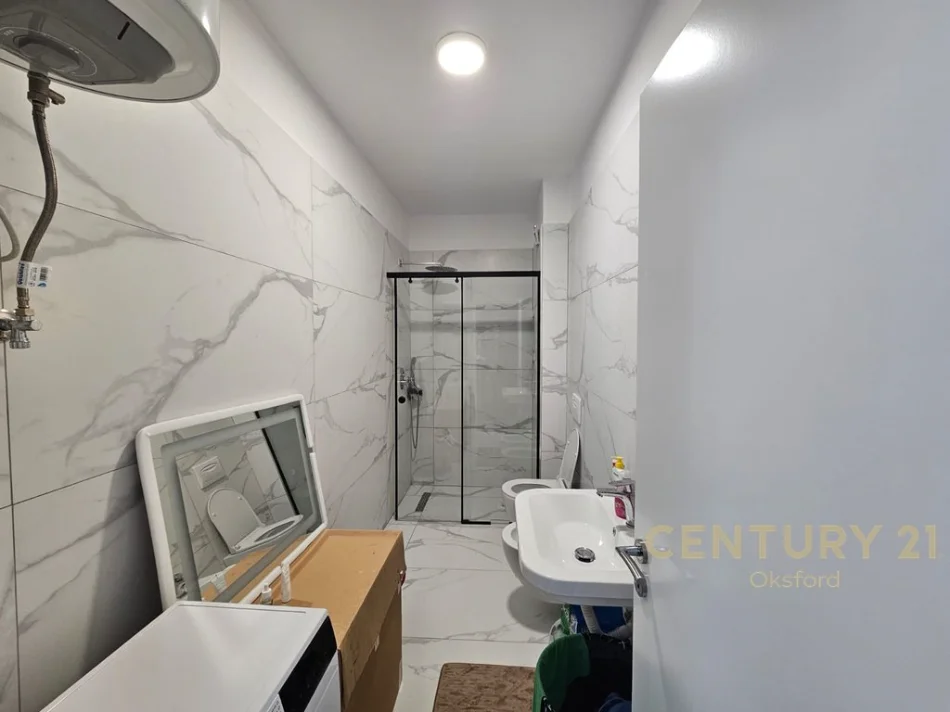 Tirane, shitet apartament 1+1 Kati 6, 67 m² 120.000 € 