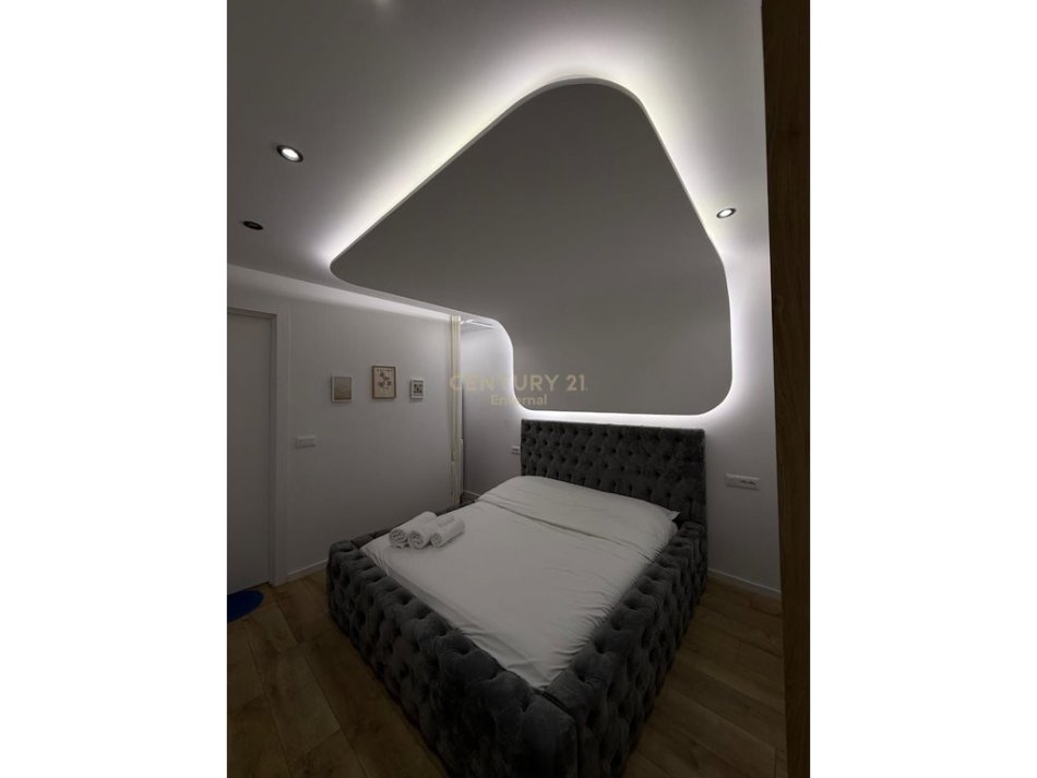 Tirane, jepet me qera apartament 1+1 Kati 0, 62 m² 550 € (21 Dhjetori ENT130358)