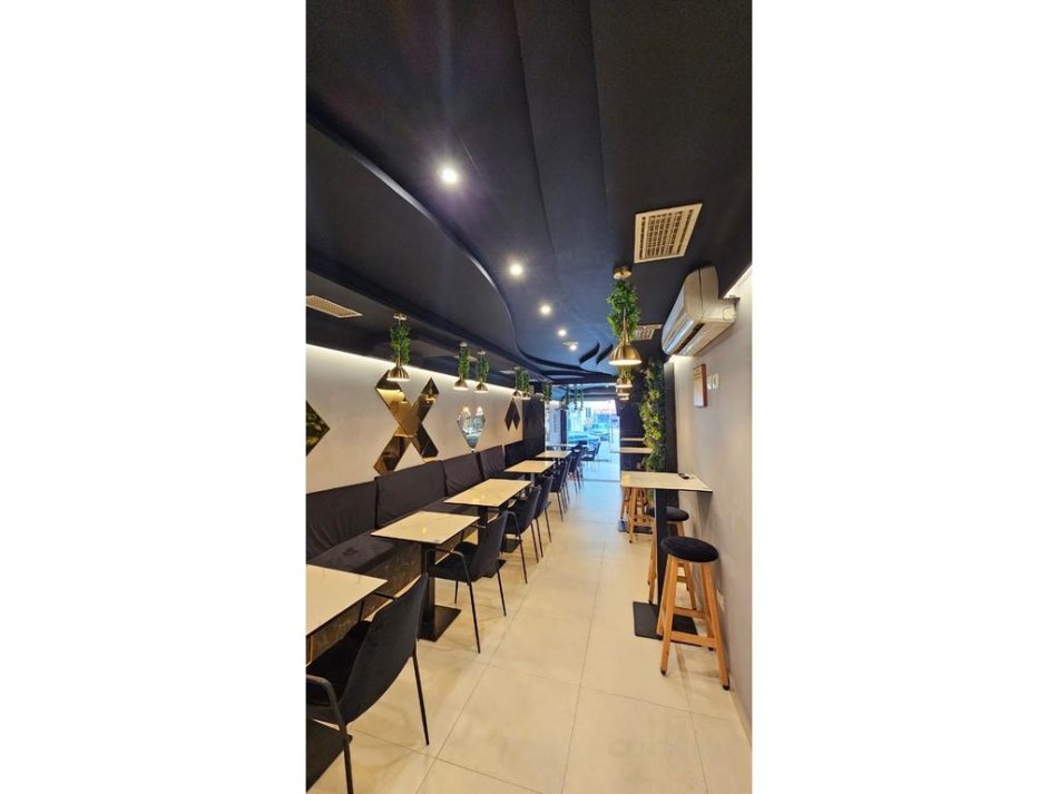 Tirane, shes Biznes BAR-LOUNGE 60.000 €  Titan130426
