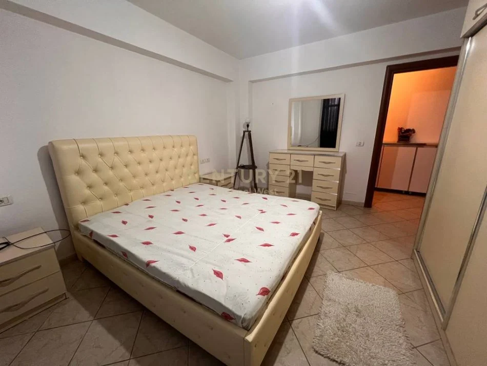 Tirane, shitet apartament 2+1 Kati 3, 94 m² 125.000 € 