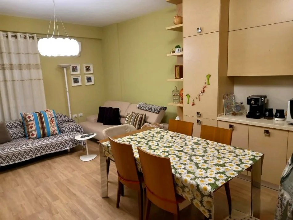 Tirane, shitet apartament 2+1 Kati 4, 107 m² 210.450 € (kompleksin Magnet.)