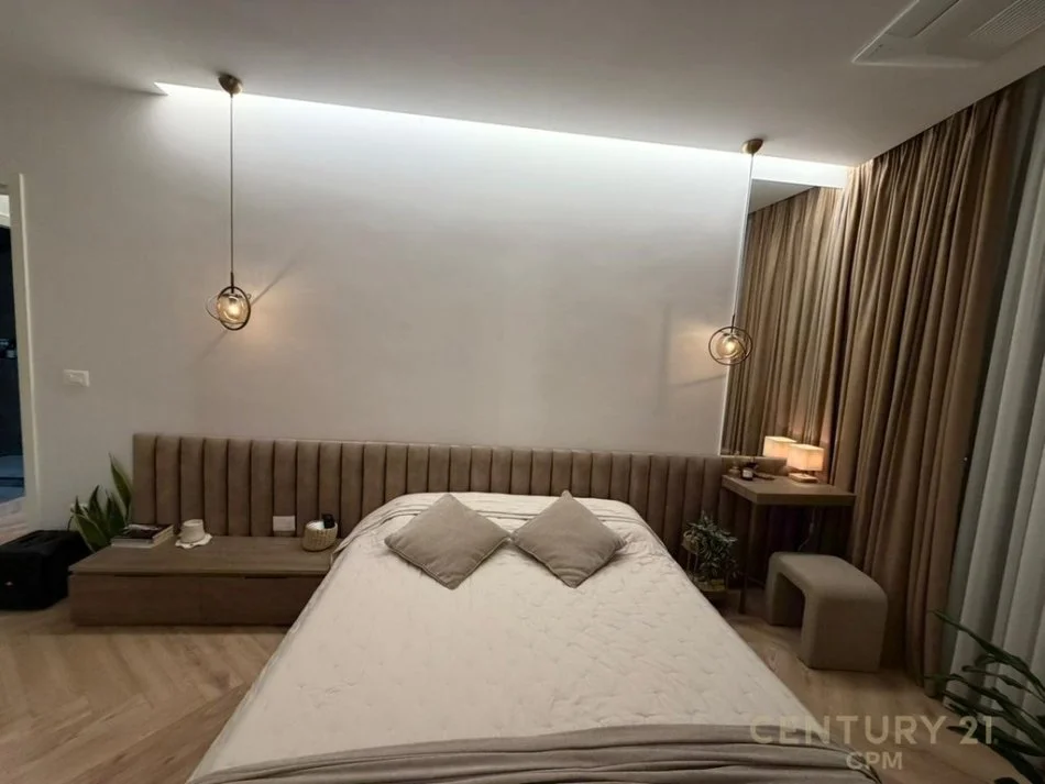 Tirane, shitet 3+1 Kati 4, 126 m² 650.000 € (Liqeni Tiranes)