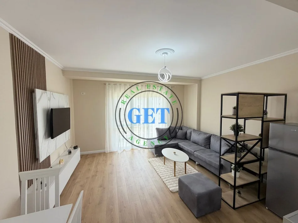 Durres, shitet apartament 1+1 Kati 8, 68 m² 98.000 € (Ish-Rajoni i Policisë)