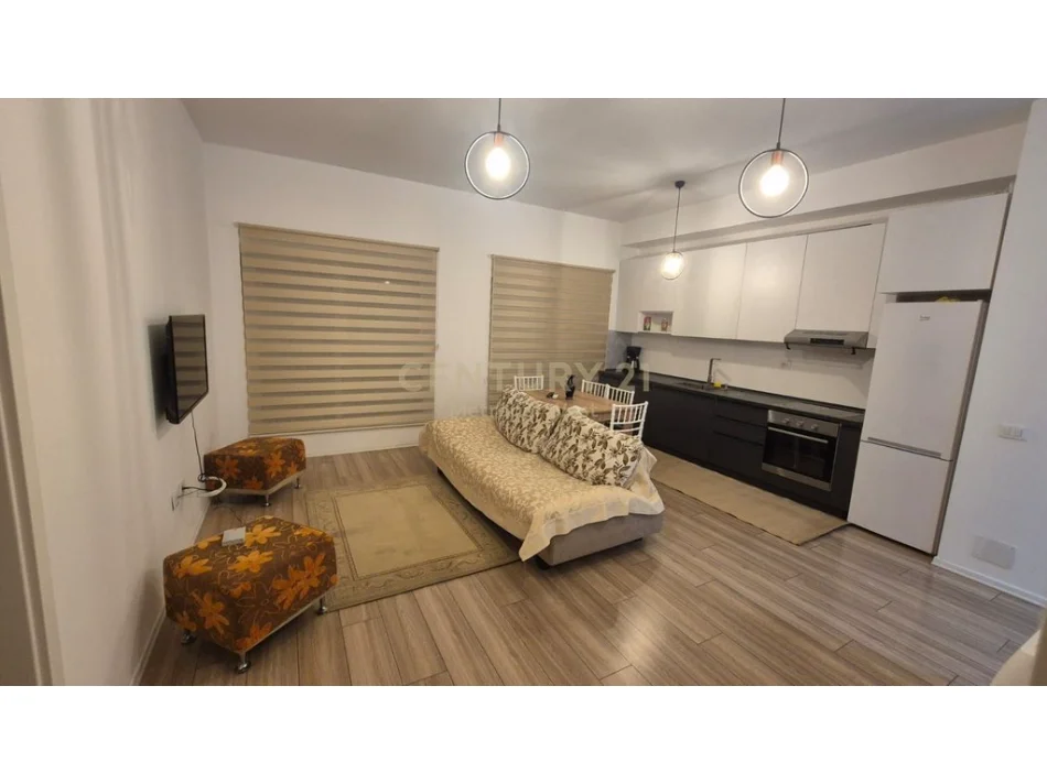 Tirane, jepet me qera apartament 2+1 Kati 3, 76 m² 450 € (Ali Demi)