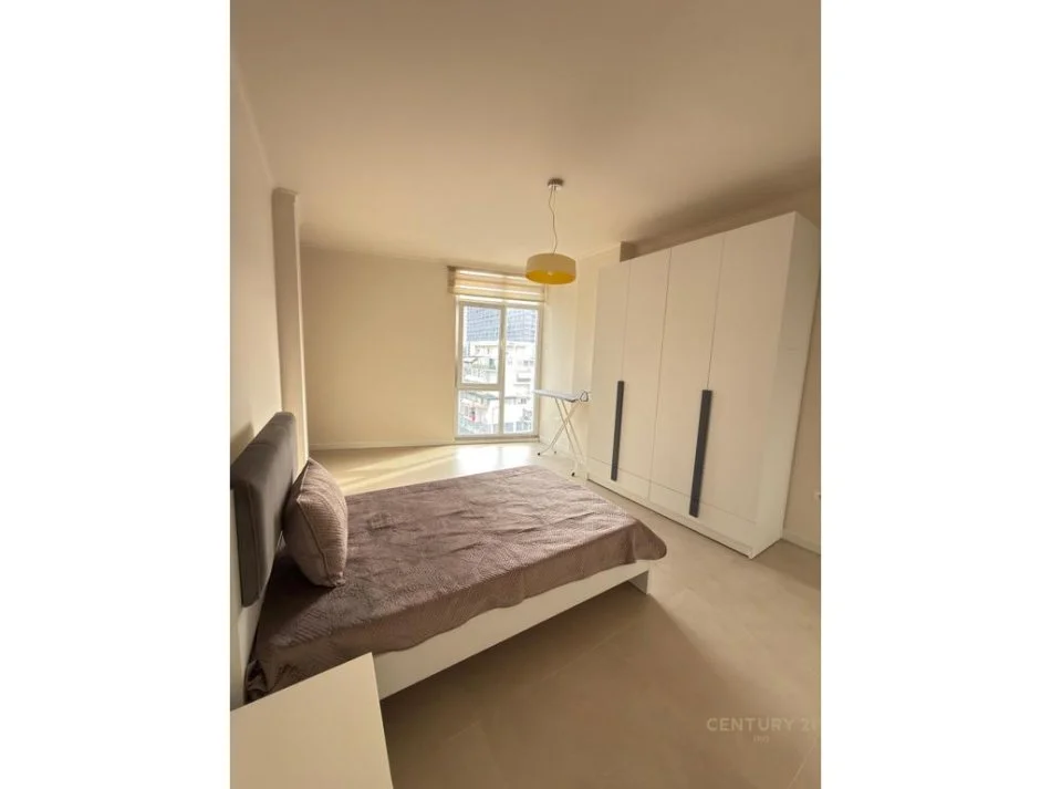 Tirane, shitet apartament 2+1 Kati 7, 118 m² 365.000 € (Komuna Parisit)