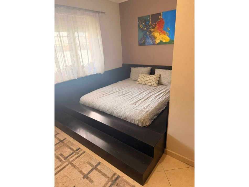 Tirane, shitet apartament 2+1 Kati 4, 88 m² 123.000 € (fresku)