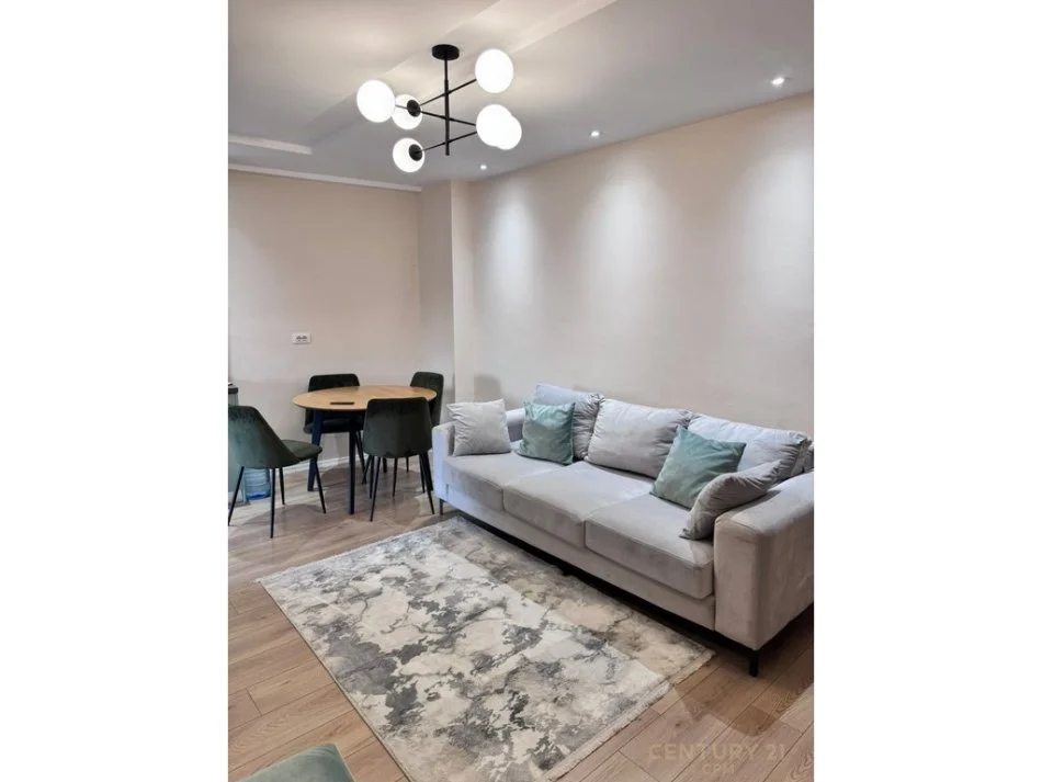 Tirane, shitet apartament 1+1 , 61 m² 135.000 € 