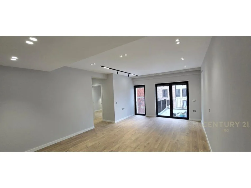 Tirane, shitet apartament 1+1 Kati 1, 76 m² 137.000 € (Kodra e Diellit)