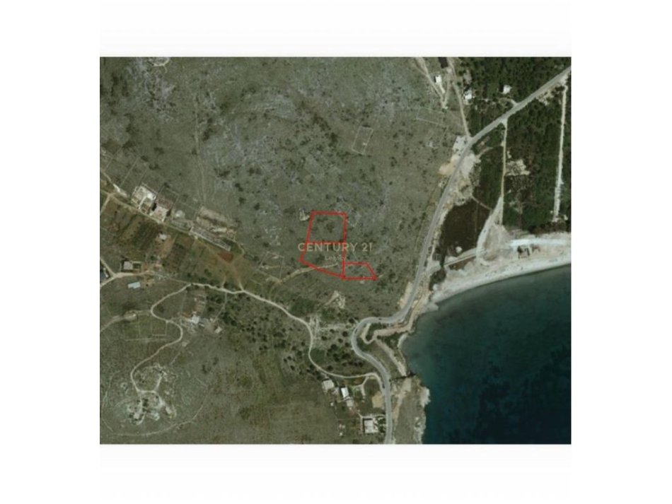 Himare, shitet toke , 7.350 m² 1.350.000 € (Qeparo)