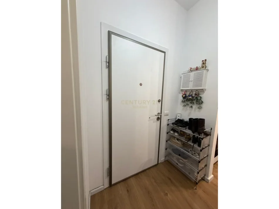 Tirane, shitet apartament 1+1 Kati 7, 53 m² 105.000 € (Kompleksit Kaimi)