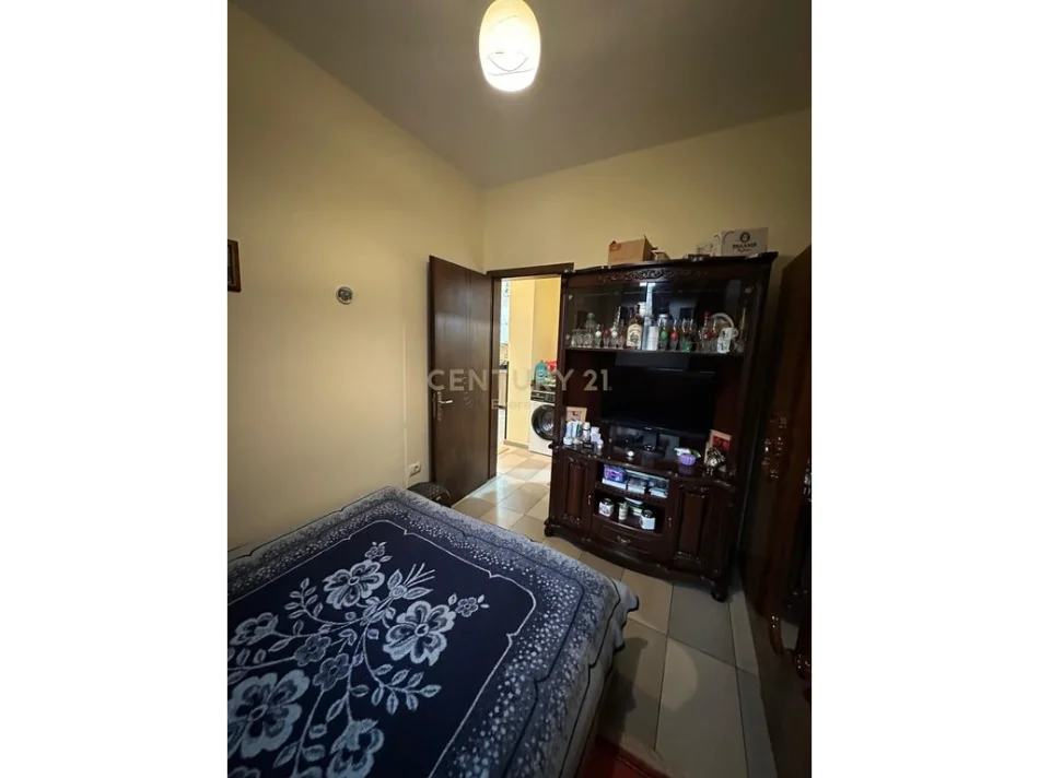 Tirane, shitet apartament 2+1 Kati 0, 70 m² 155.000 € 