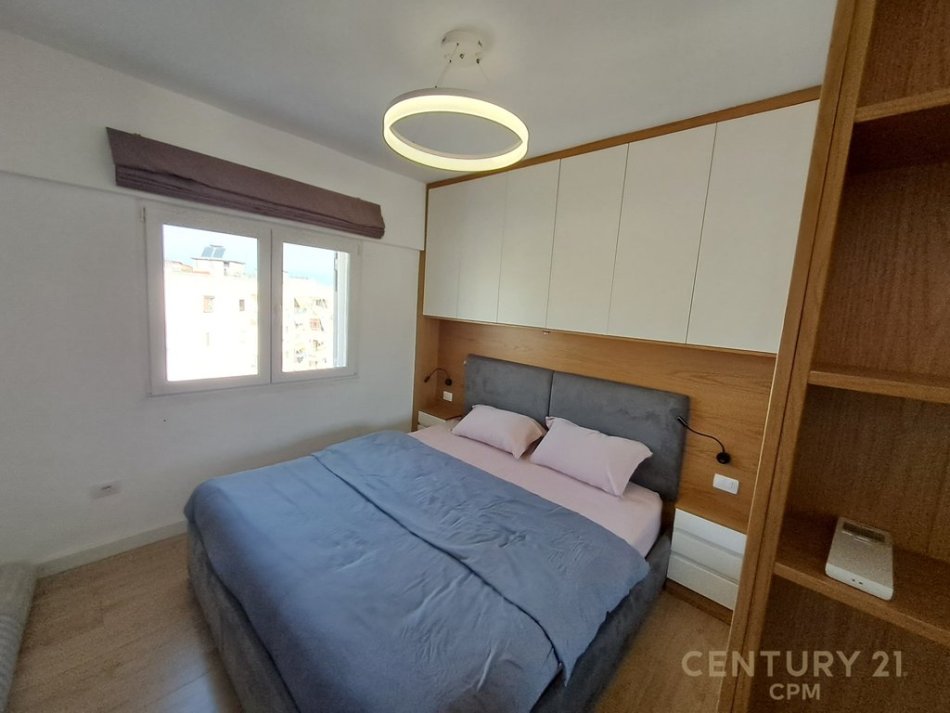 Tirane, shitet apartament 2+1+Aneks+Ballkon , 80 m² 178.000 € 