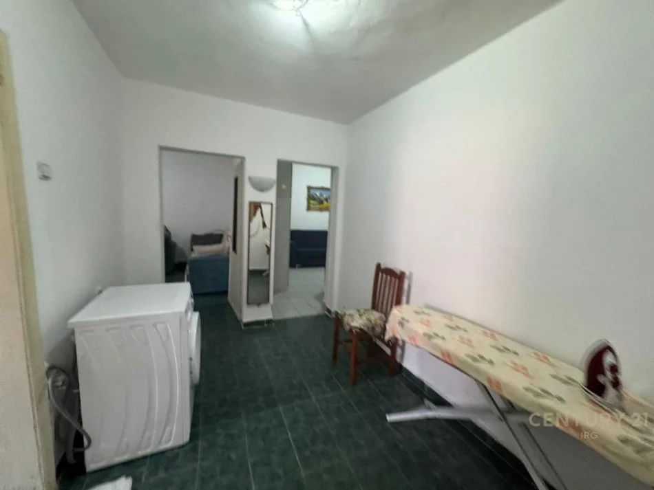 Tirane,shitet apartament 1+1 Kati 1, 59 m² 95.000 € (rruga 4 deshmoret bardhyl)