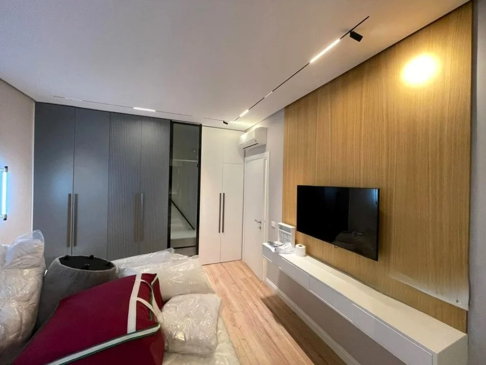 Tirane, shitet apartament 2+1 Kati 1, 78 m² 240.000 € (vasil shanto)