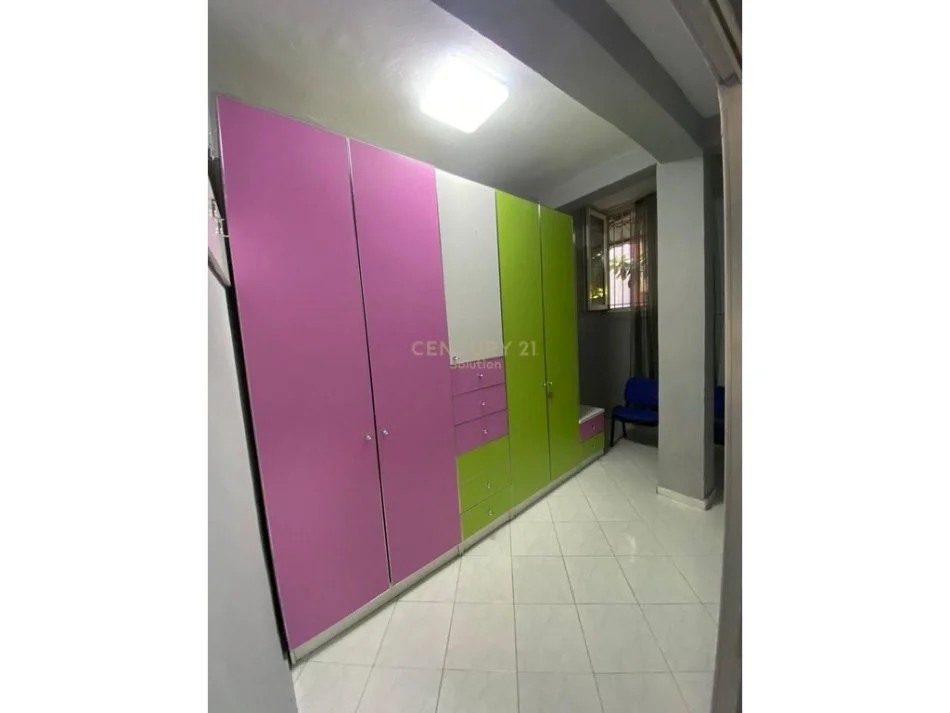 Tirane, shitet apartament 2+1+Ballkon Kati 0, 83 m² 155.000 € (21 dhjetori)