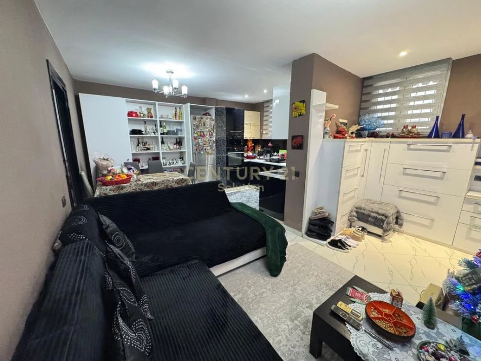 Tirane, shitet apartament 2+1 Kati 0, 83 m² 155.000 € 