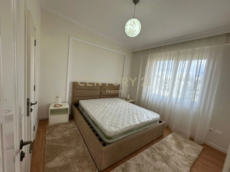Tirane, shitet 2+1+Ballkon Kati 7, 98 m² 203.000 € (liqeni i thate)