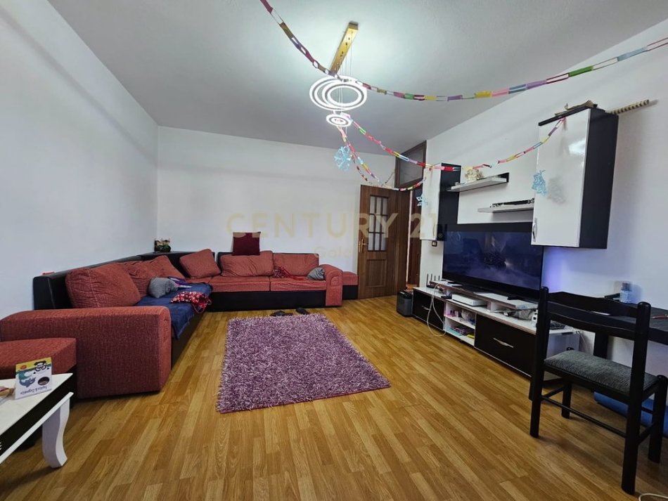 Durres, shitet apartament 3+1+Ballkon , 140 m² 