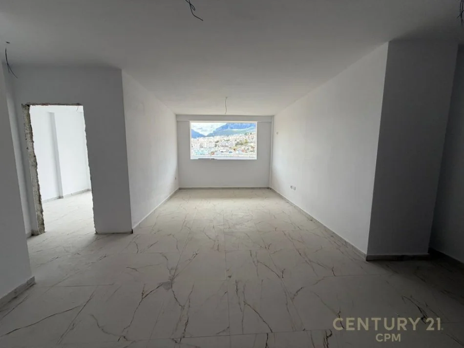 Tirane, shitet apartament 1+1 Kati 5, 69 m² 105.000 € 