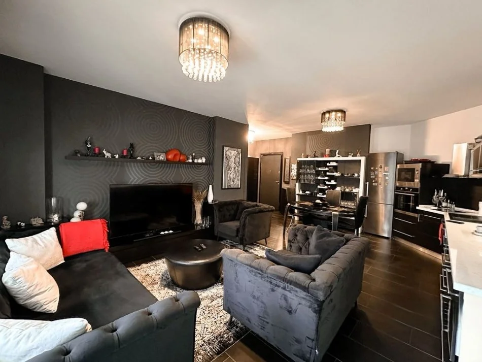 Tirane, shitet apartament 2+1 Kati 8, 122 m² 460.000 € (ISH BLLOKU)