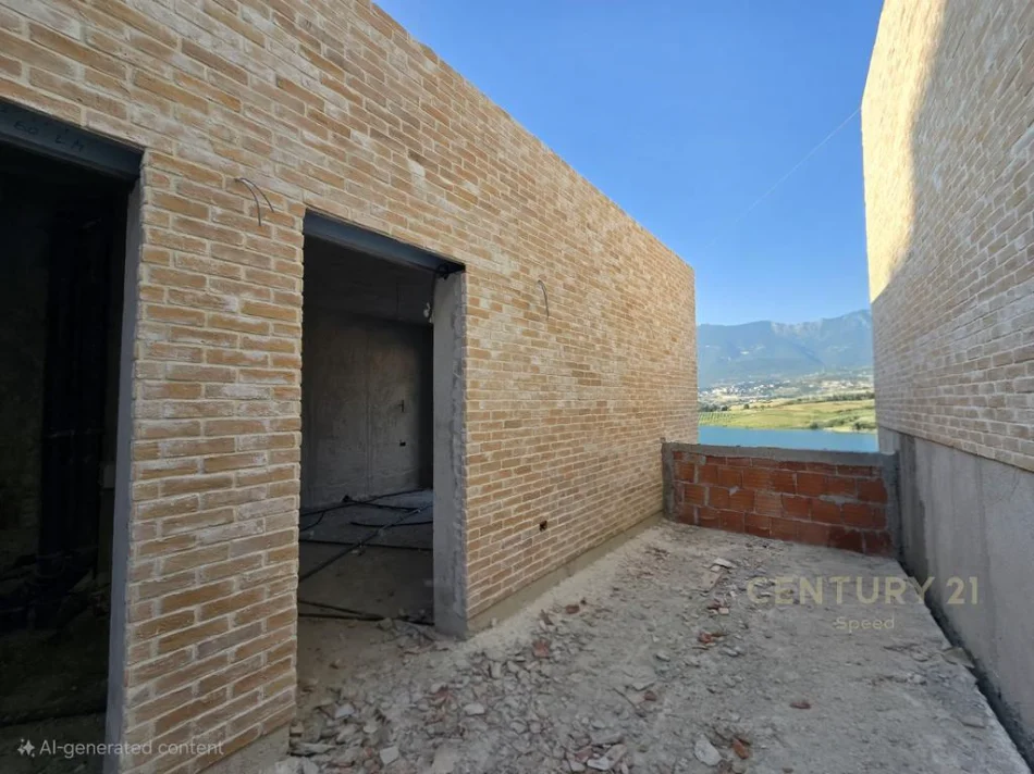 Tirane, shitet Vile 3+1 Kati 2, 313 m² 450.000 € (Farke)