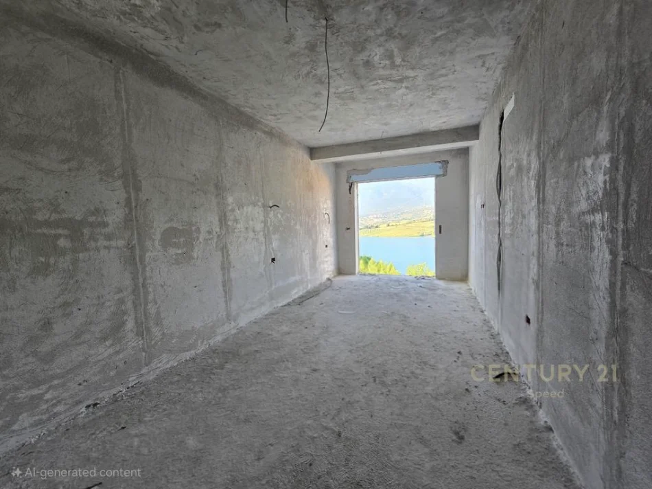 Tirane, shitet Vile 3+1 Kati 2, 313 m² 450.000 € (Farke)