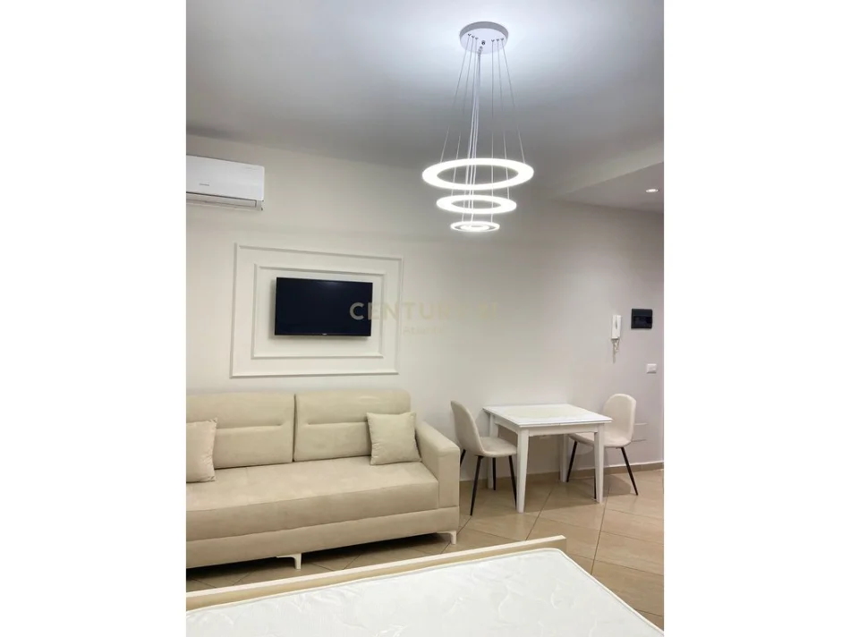 Durres, shitet apartament 1+1 Kati 4, 78.000 € (Plazh,Durres)