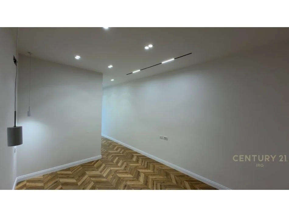 Tirane, shes apartament 1+1 Kati 1, 67 m² 137.000 € (ZGJERIMI I REZIDENCES KODRA E DIELLIT 1)