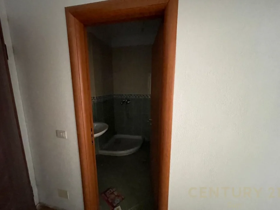 Tirane, shitet apartament 2+1 Kati 6, 127 m² 240.000 € (Kodra e Diellit)