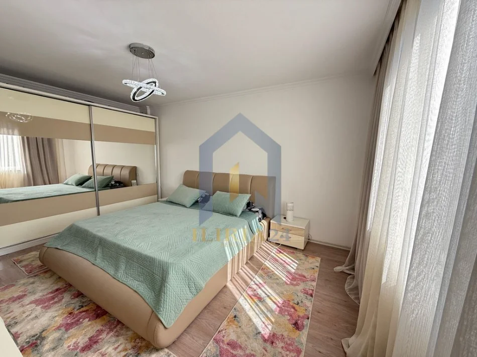 Tirane, shitet apartament 2+1 Kati 5, 87 m² 138.500 € (Apartament 2+1 per shitje ne Kinostudio)