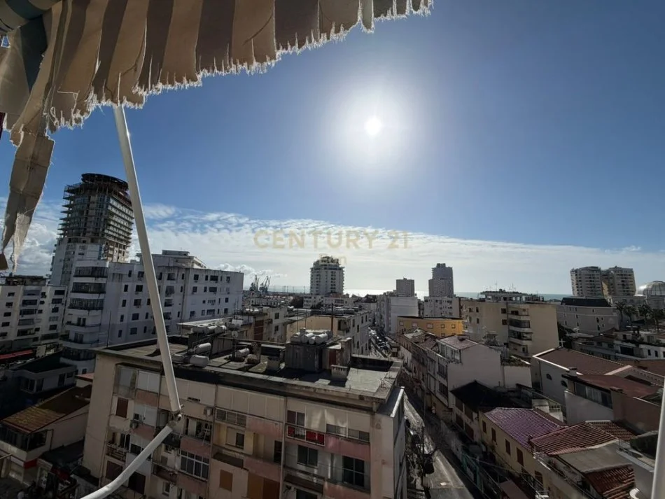 Durres, shitet apartament 2+1 Kati 6, 140 m² (Bashkia,Durres)