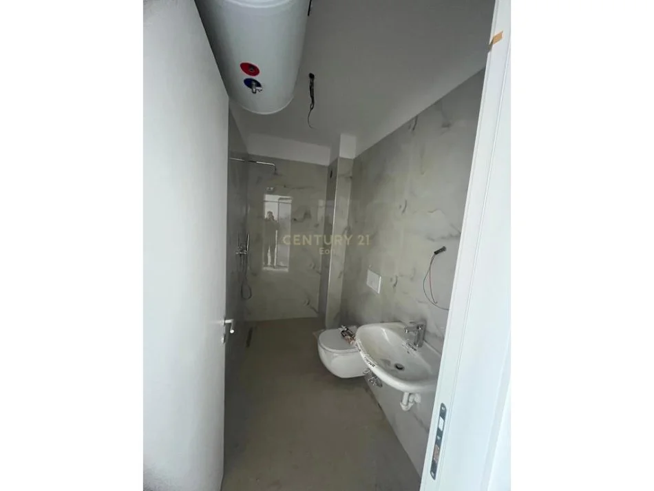 Durres, shitet apartament 2+1 Kati 3, 65 m² 100.000 € (golem)