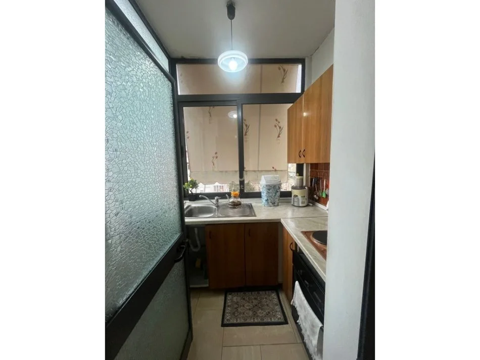 Tirane, shitet apartament 3+1 Kati 7, 125 m² 380.000 € (Ambasada Amerikane)